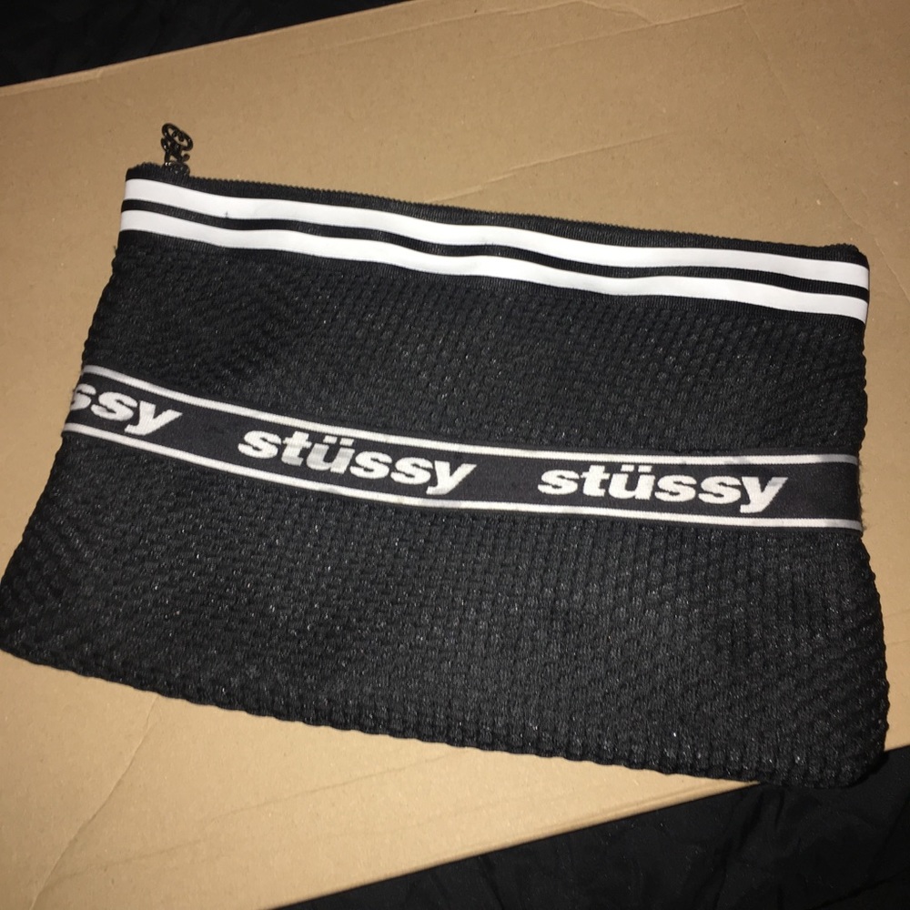 Stussy Clutch